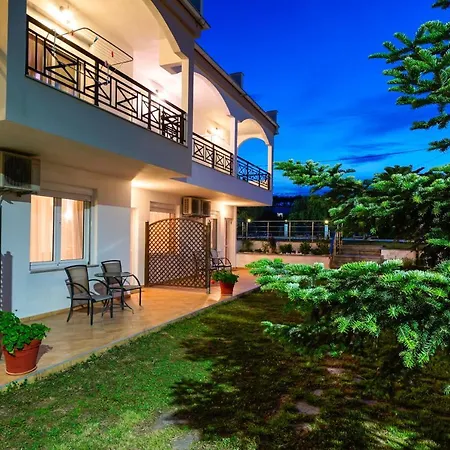 Antigone شقة فندقية لايميناس