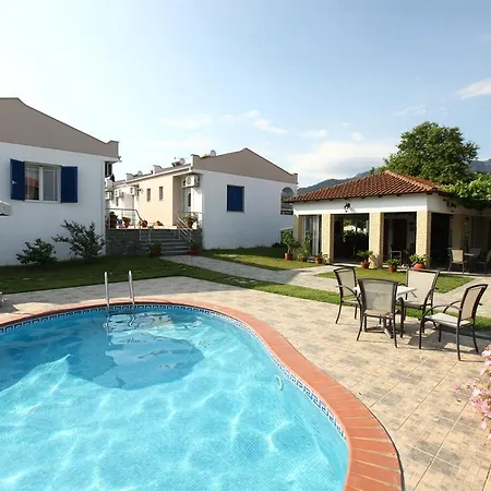 شقة فندقية Antigone 2*