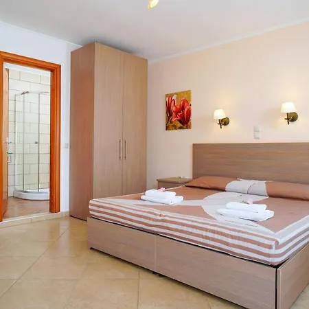 Antigone Aparthotel 2*