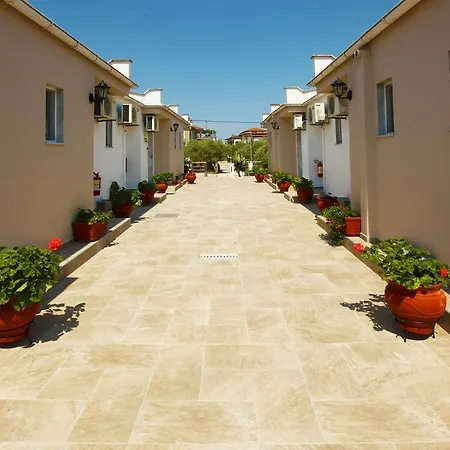 Aparthotel Antigone